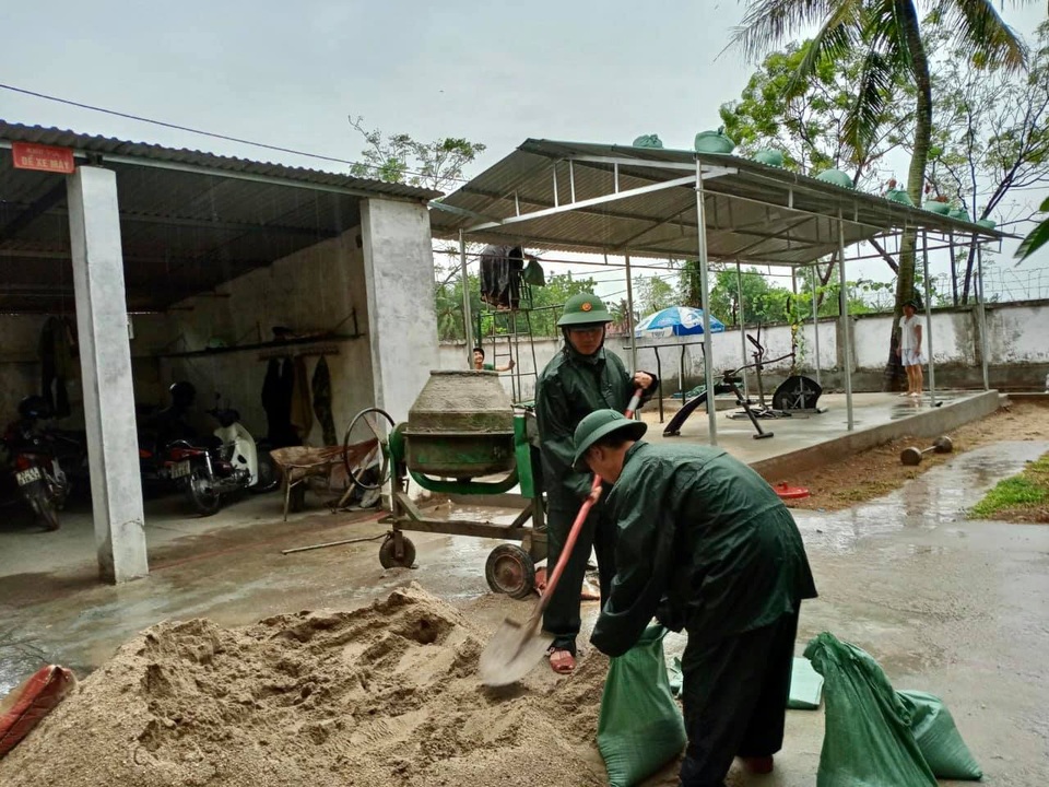 Nghệ An, Thanh Hóa di dời dân trước bão, phòng chống dịch tại nơi sơ tán - 9 Nghệ An, Thanh Hóa di dời dân trước bão, phòng chống dịch tại nơi sơ tán - 9