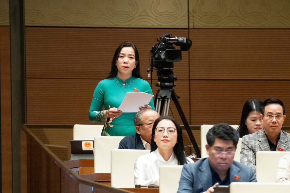 Đề xuất tổ chức kỳ thi tuyển giáo viên chung toàn tỉnh - 2 Đề xuất tổ chức kỳ thi tuyển giáo viên chung toàn tỉnh - 2