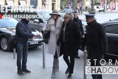 Rod Stewart và vợ sành điệu tại Paris