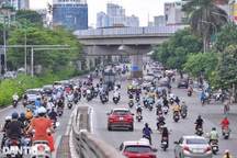 Bí thư Hà Nội: Bằng mọi giải pháp phải giảm số người ra đường