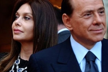 Cựu thủ tướng Italia bình luận không hay về phụ nữ