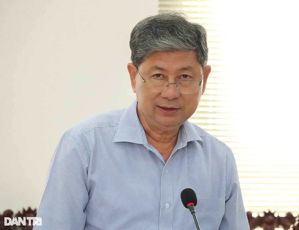 Vì sao Cần Thơ đào xới 32 tuyến đường, lô cốt ngổn ngang? - 2 Vì sao Cần Thơ đào xới 32 tuyến đường, lô cốt ngổn ngang? - 2