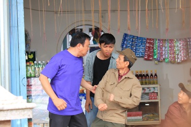 Văn Hiệp tiếp tục "trung thành" với vai trưởng thôn