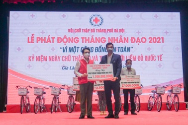 Vinapharma - Group hưởng ứng Lễ phát động "Tháng nhân đạo"