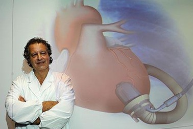 Thiếu niên đầu tiên được cấy ghép tim nhân tạo