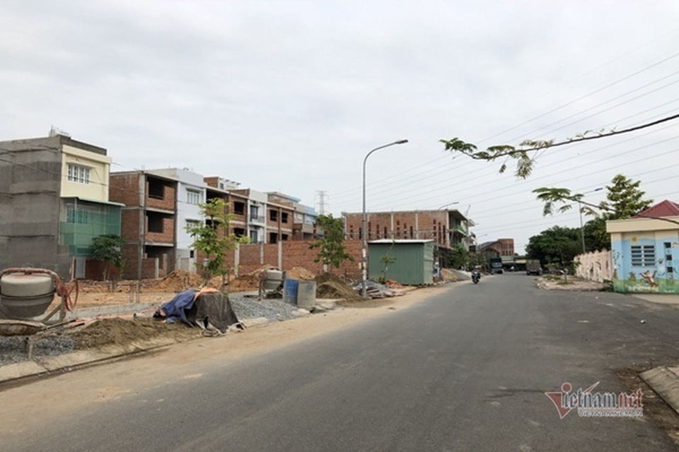 Cuối năm, nhiều người ùn ùn lao vào cơn sốt đất khó hiểu ở Nhơn Trạch - 10 Cuối năm, nhiều người ùn ùn lao vào cơn sốt đất khó hiểu ở Nhơn Trạch - 10