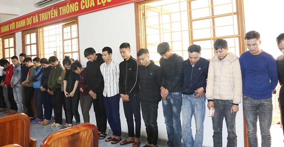 Phá đường dây lừa đảo tinh vi qua điện thoại, bắt 24 đối tượng - 1 Phá đường dây lừa đảo tinh vi qua điện thoại, bắt 24 đối tượng - 1