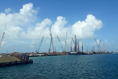 Cấp phép nhận chìm hơn 15 triệu m3 bùn, cát xuống biển Dung Quất