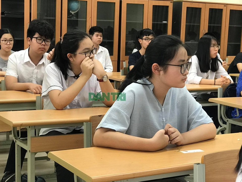 Lịch tuyển sinh lớp 10 của hai trường THPT thuộc ĐH Quốc gia Hà Nội - 3 Lịch tuyển sinh lớp 10 của hai trường THPT thuộc ĐH Quốc gia Hà Nội - 3