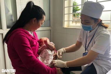 Chuyên gia cảnh báo trẻ mắc bệnh nguy hiểm khi bỏ quên mũi tiêm nhắc