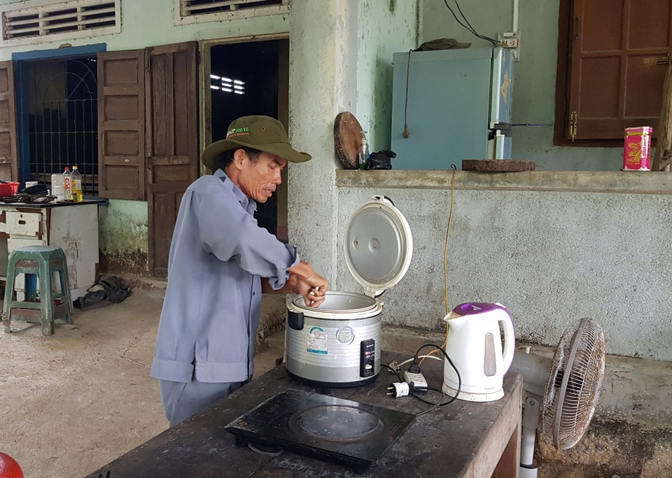Xóm đèn dầu Tân Định thay da đổi thịt sau phản ánh của Báo Dân trí - 3 Xóm đèn dầu Tân Định thay da đổi thịt sau phản ánh của Báo Dân trí - 3
