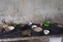 Tránh bữa trưa với muối ớt, chuột đồng cho học sinh, giáo viên lên mạng “xin” giúp đỡ