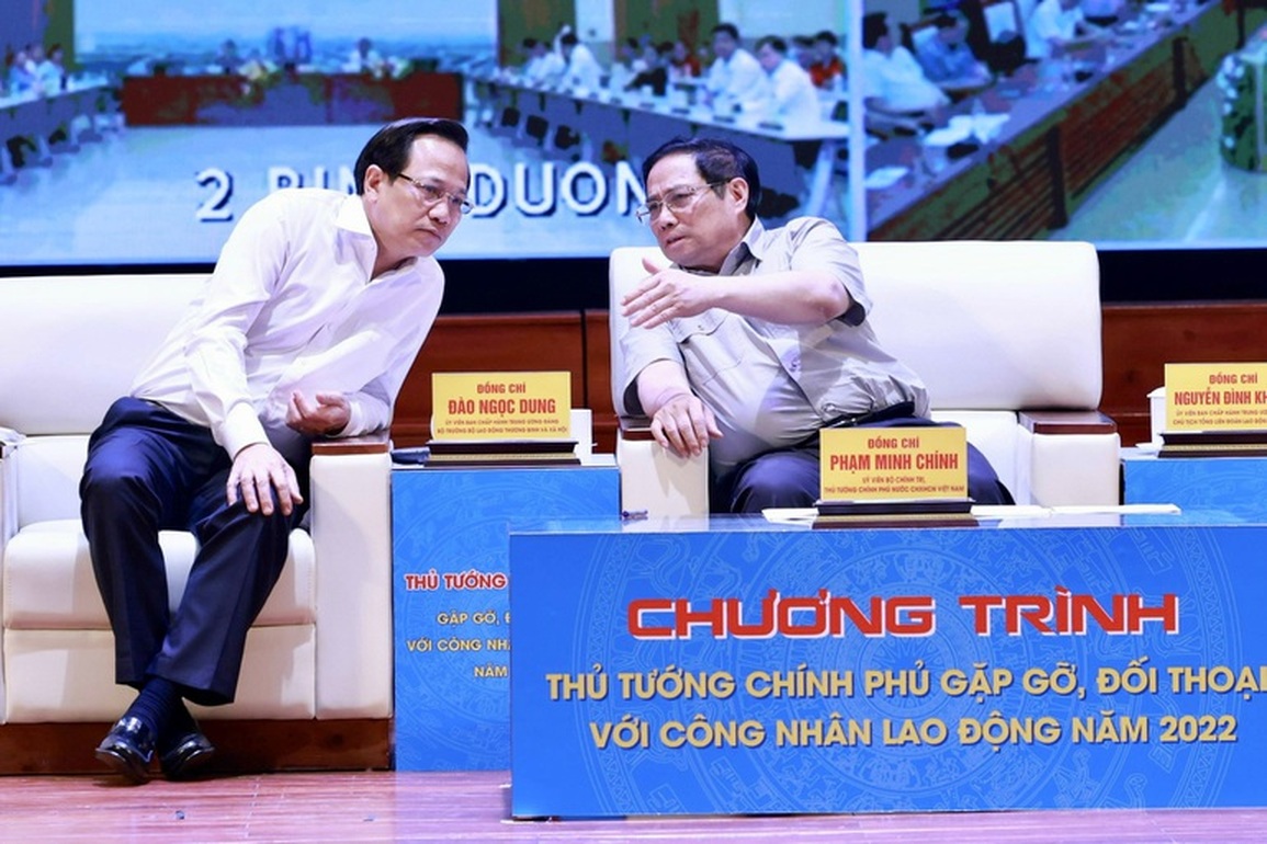 Thủ tướng: Tiền đã có, cần hỗ trợ sớm, không để công nhân băn khoăn - 2 Thủ tướng: Tiền đã có, cần hỗ trợ sớm, không để công nhân băn khoăn - 2