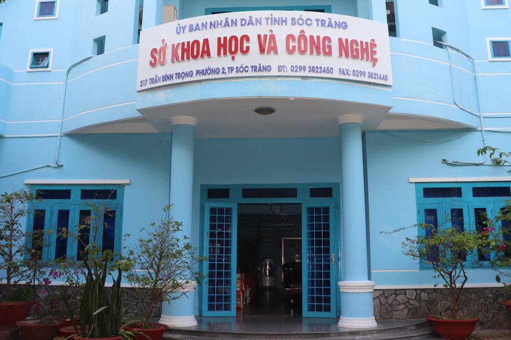 Chi cục trưởng 2 lần khiếu nại giám đốc sở vì bị kỷ luật oan - 1 Chi cục trưởng 2 lần khiếu nại giám đốc sở vì bị kỷ luật oan - 1