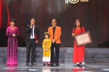 Đạo diễn - diễn viên Nguyễn Công Vượng xác lập kỷ lục Việt Nam