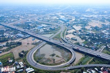 Hợp long cầu Tân Bửu trên tuyến Vành đai 3 kết nối hai cao tốc ở Tây Ninh