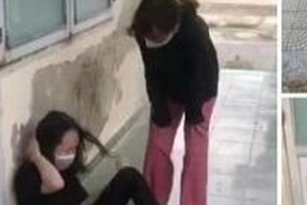 Làm rõ vụ nữ sinh lớp 7 bị bạn khác trường đánh tập thể ở Đà Nẵng - 1 Làm rõ vụ nữ sinh lớp 7 bị bạn khác trường đánh tập thể ở Đà Nẵng - 1