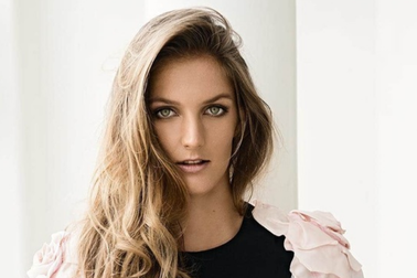 Nhan sắc xinh đẹp của cựu tay vợt số 1 thế giới Karolina Pliskova