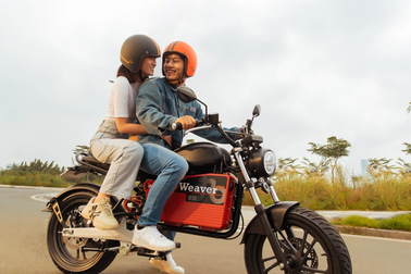 Nhiều quà tặng khi mua xe Dat Bike Weaver++