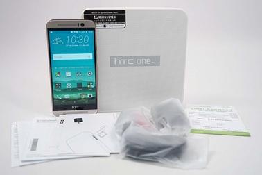 Đập hộp HTC One M9 chính hãng tại Việt Nam