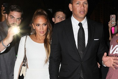 Dàn sao đình đám thế giới đi xem trận quyền anh "thế kỷ"