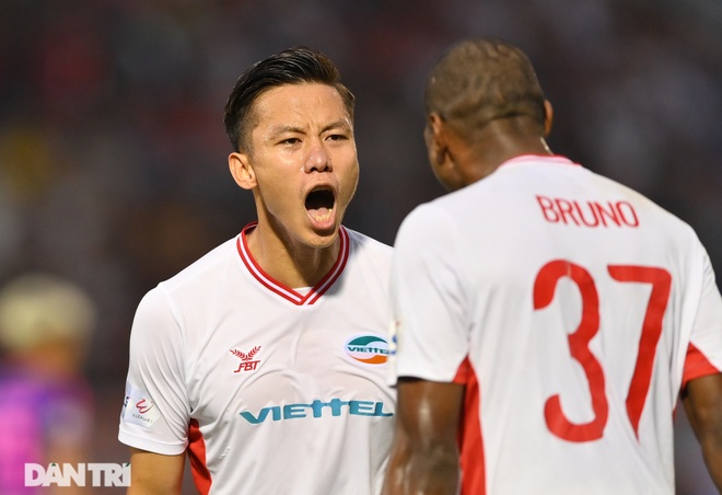 Viettel vô địch V-League 2020: Bản lĩnh và niềm tự hào truyền thống - 3 Viettel vô địch V-League 2020: Bản lĩnh và niềm tự hào truyền thống - 3