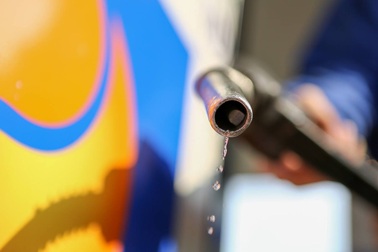 Trước giờ đăng đàn của Bộ trưởng: Hàng loạt vấn đề xăng dầu "nóng rẫy"