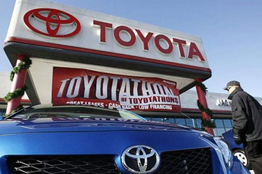 Toyota “hất cẳng” GM 