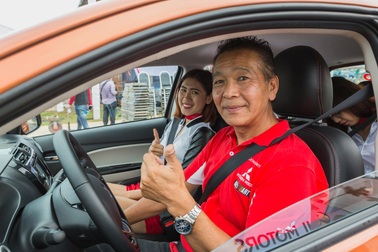 Trải nghiệm Pajero Sport và Triton cùng nhà vô địch giải đua việt dã toàn cầu