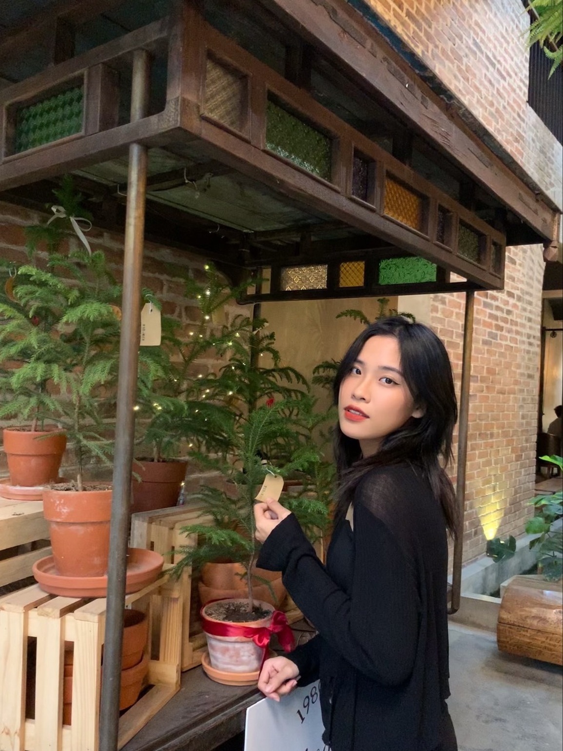 Gen Z trăn trở Tết này mang gì về cho mẹ sau 8 tháng nghỉ dịch - 4 Gen Z trăn trở Tết này mang gì về cho mẹ sau 8 tháng nghỉ dịch - 4