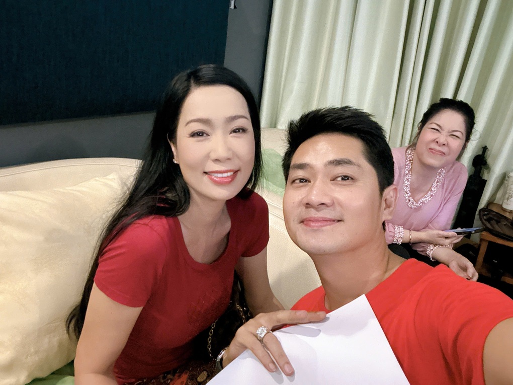 Minh Luân và gần 20 nghệ sĩ thực hiện ca khúc Việt Nam sáng tươi - 1