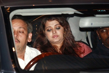 Lộ ảnh Hoa hậu Thế giới béo phì sau khi sinh