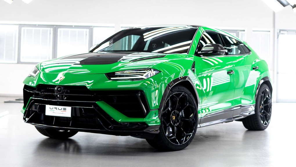 Top 10 mẫu SUV nhanh nhất thế giới năm 2023: Xe điện vượt mặt xe xăng - 4 Top 10 mẫu SUV nhanh nhất thế giới năm 2023: Xe điện vượt mặt xe xăng - 4