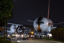 Màn "đi bộ" trước giờ khai tử của siêu máy bay A380 tại Singapore