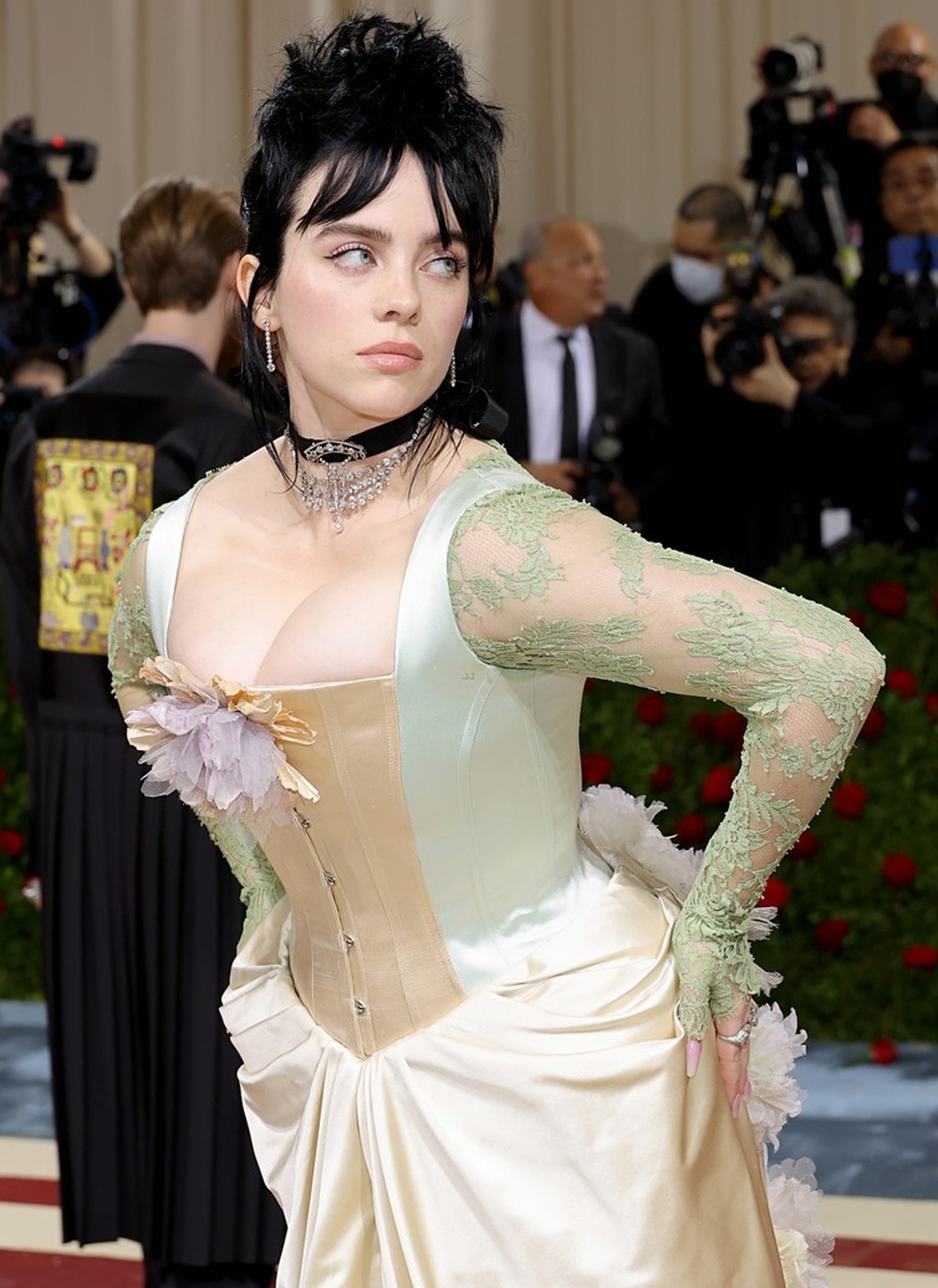 Dàn người đẹp đọ dáng bốc lửa trong sự kiện thời trang Met Gala - 3 Dàn người đẹp đọ dáng bốc lửa trong sự kiện thời trang Met Gala - 3
