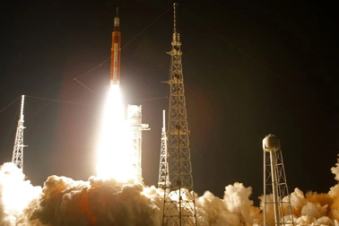 NASA hoãn sứ mệnh đưa người lên Mặt Trăng vì sự cố bất thường