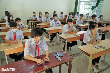 Đi học không chỉ vì điểm số và tấm bằng