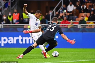 Mbappe việt vị ở bàn quyết định giúp Pháp vô địch UEFA Nations League?