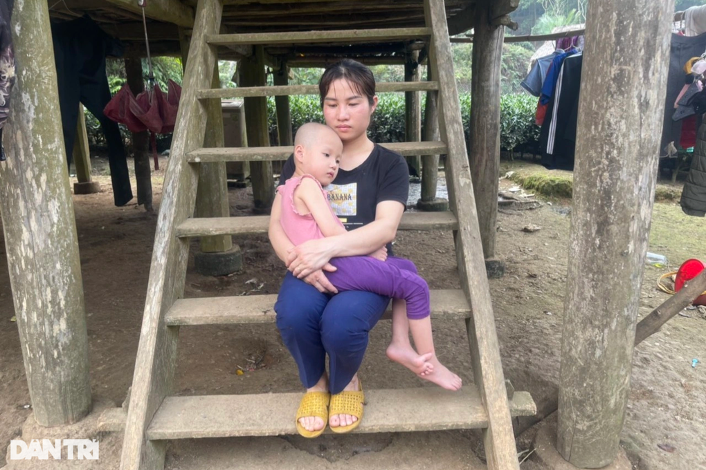 Bé gái 4 tuổi mắc ung thư máu cầu cứu - 4 Bé gái 4 tuổi mắc ung thư máu cầu cứu - 4