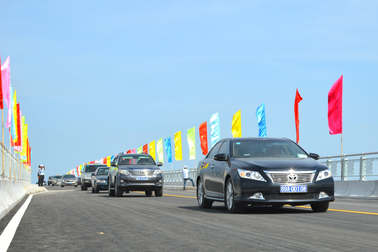 Thông xe cây cầu hơn 640 tỷ đồng ở Cà Mau