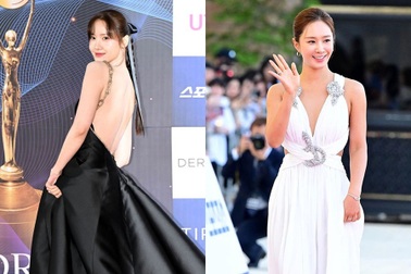 Sao nữ Hàn Quốc khoe lưng nuột nà, mặc váy cắt xẻ gợi cảm
