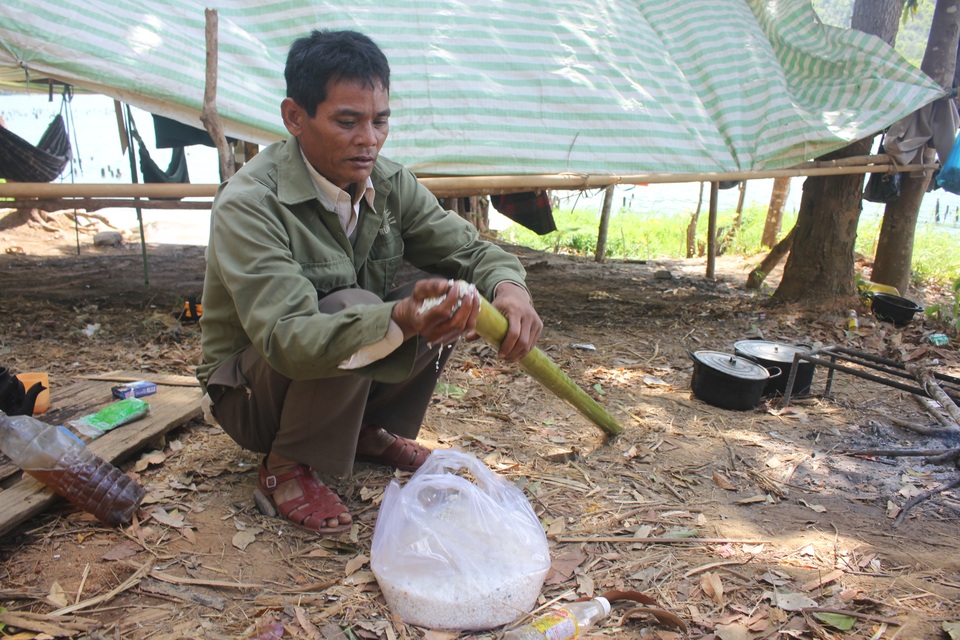 Gia Lai: Nghe người gác rừng kể chuyện nghề giữa chốn thâm sơn - 7