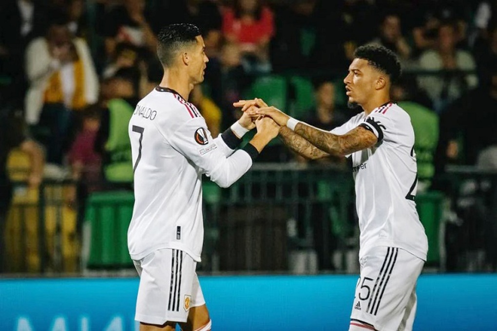 Giải hạn bàn thắng, C.Ronaldo thiết lập nhiều cột mốc đáng nhớ - 2 Giải hạn bàn thắng, C.Ronaldo thiết lập nhiều cột mốc đáng nhớ - 2