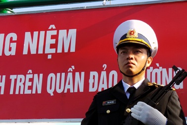 “Phải để cho máu mình tô thắm lá cờ Tổ quốc”