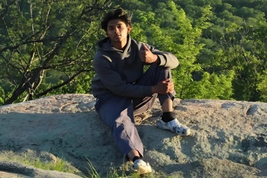 Đỗ Harvard, Yale và Princeton, nam sinh tiết lộ 3 điều cha mẹ dạy từ sớm