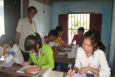 “Thầy giáo của học trò nghèo”