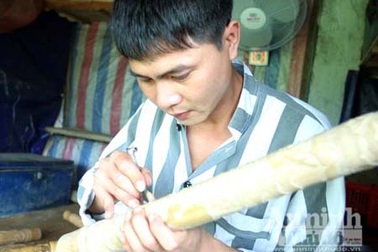 Ngỗ ngược giết người rồi thành “vua” điếu cày trong trại 