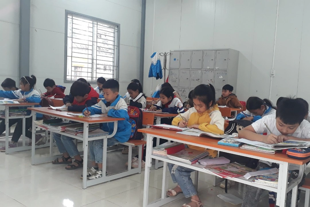 Lý do trường gần 13 tỷ đồng để không, học sinh học trong nhà bán trú - 2