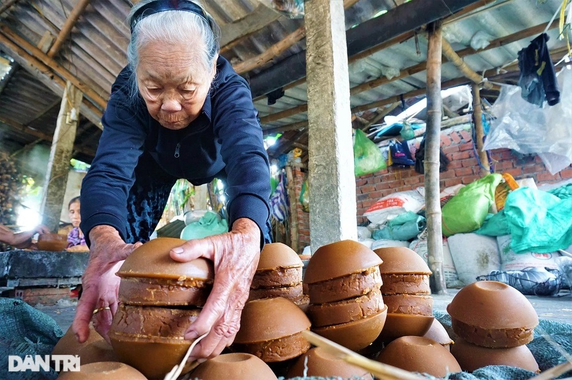 Nghề làm sản vật ngọt lịm dâng ông Táo ngày Tết của người dân xứ Quảng - 12 Nghề làm sản vật ngọt lịm dâng ông Táo ngày Tết của người dân xứ Quảng - 12