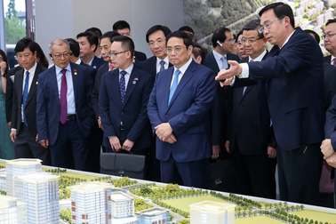 Thủ tướng Phạm Minh Chính ấn tượng với "thành phố trong mơ" của Trung Quốc